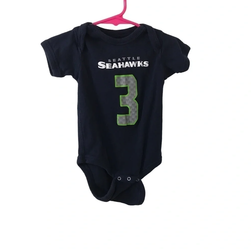 3/$15 Seattle Seahawks infant 3 Wilson onesie size 12 months